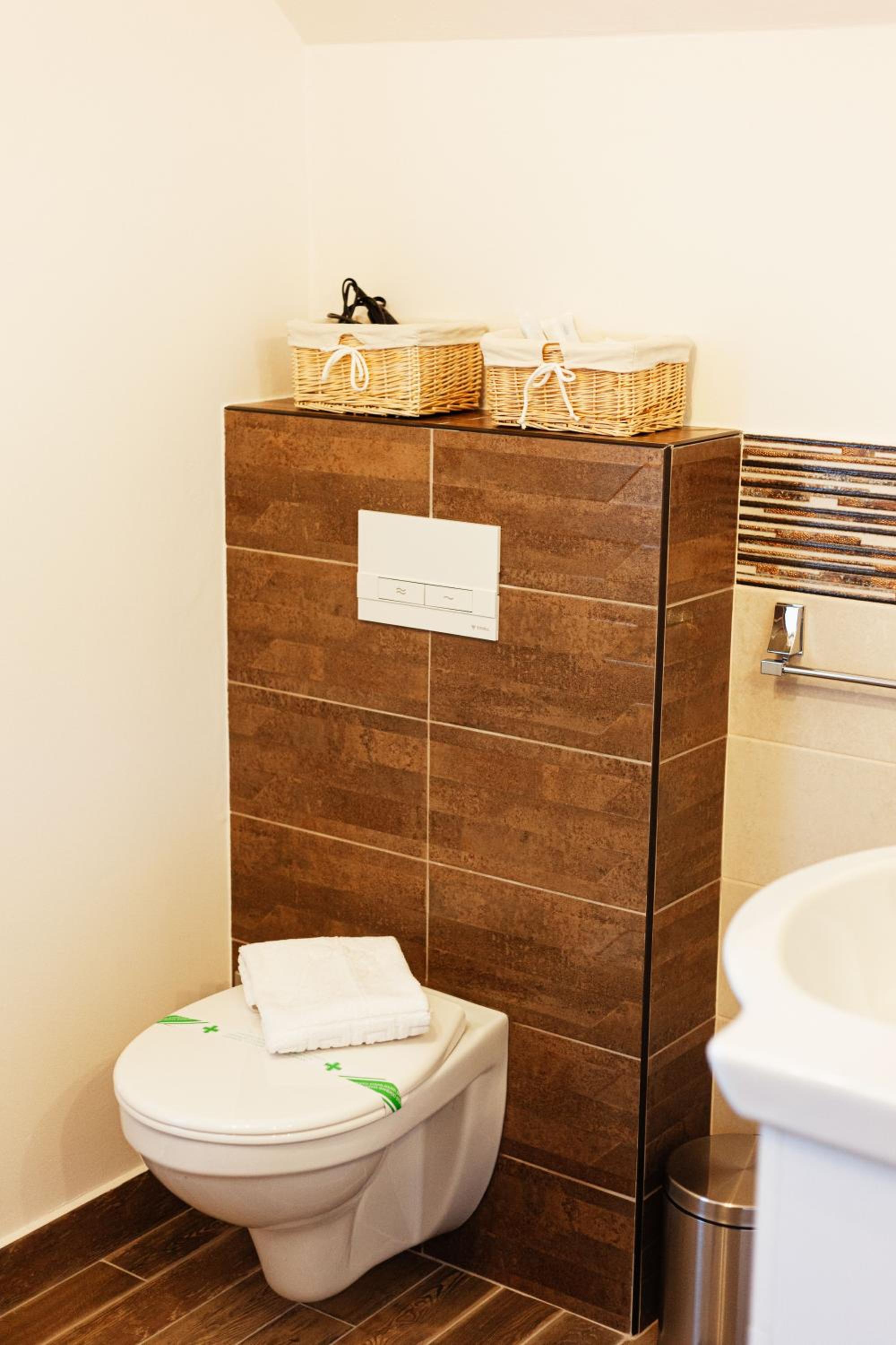 Triple Room with Private Bathroom photo 2