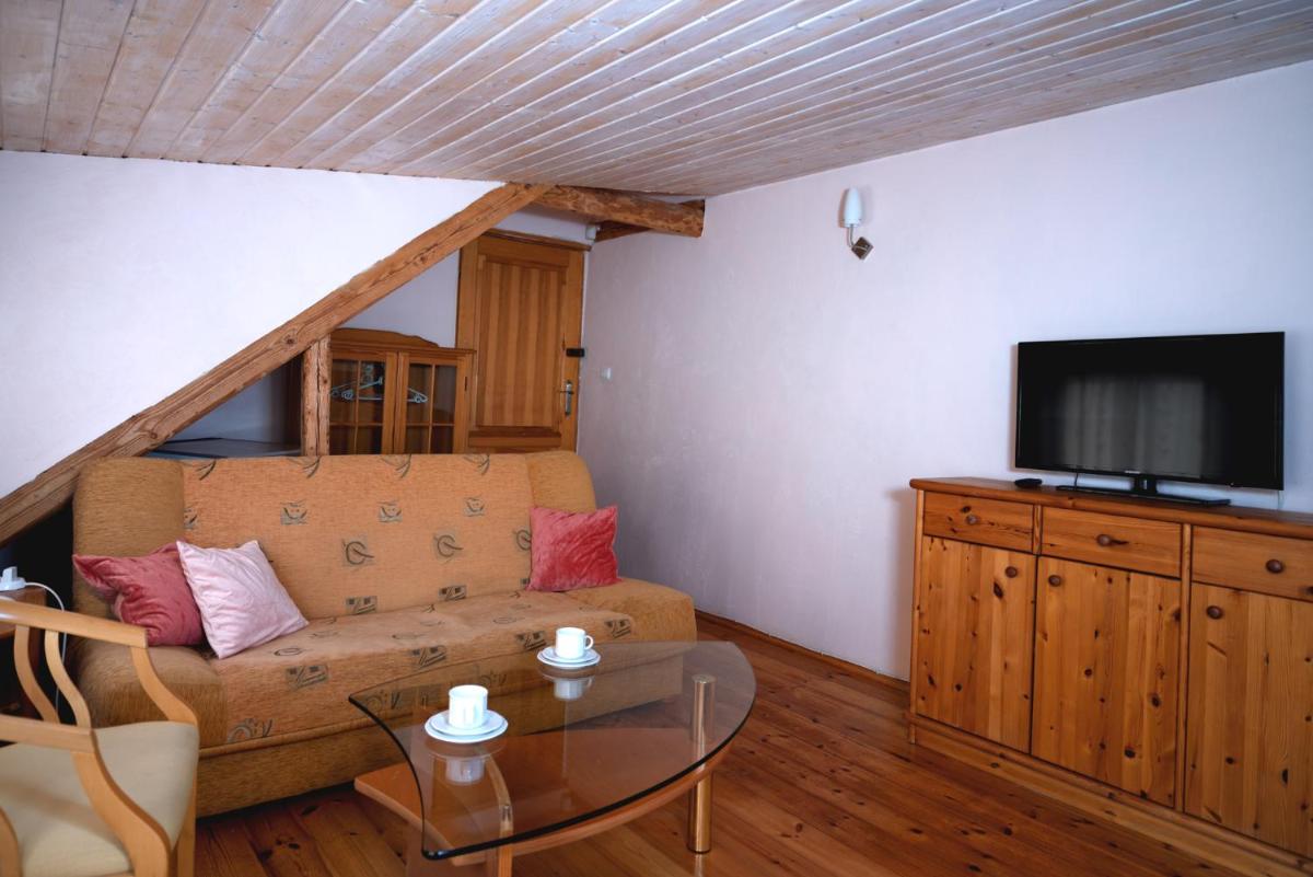 Double Room - Photo 9