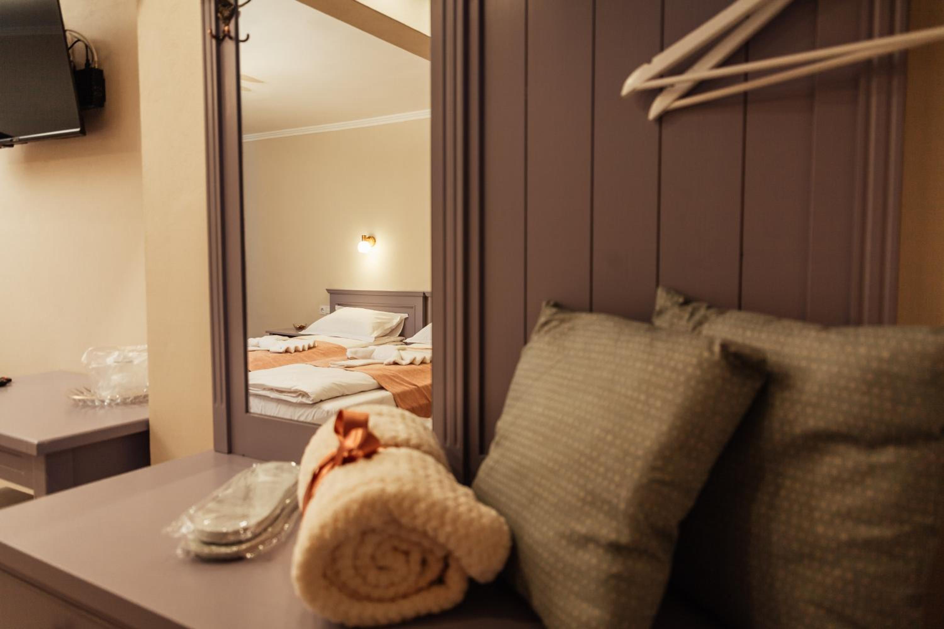 Large Twin Room photo 3