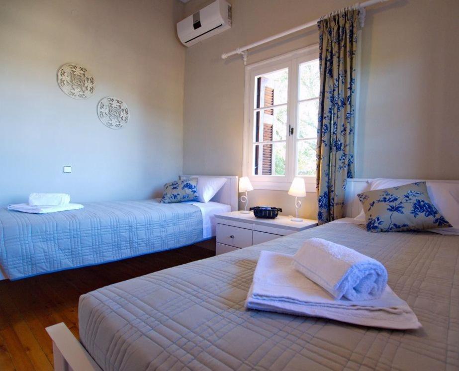 Four-Bedroom House photo 1