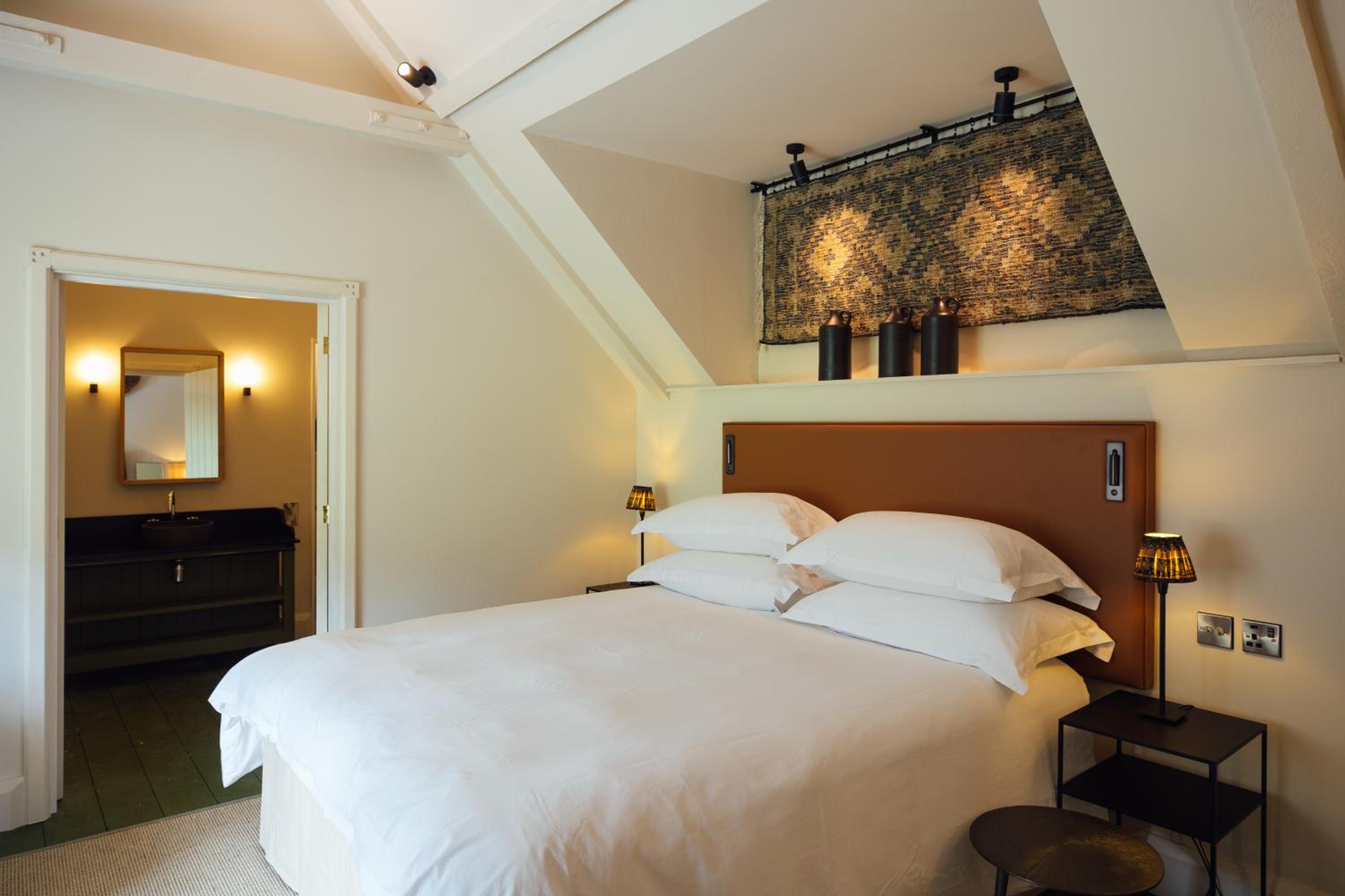 Deluxe Double or Twin Room - Photo 1