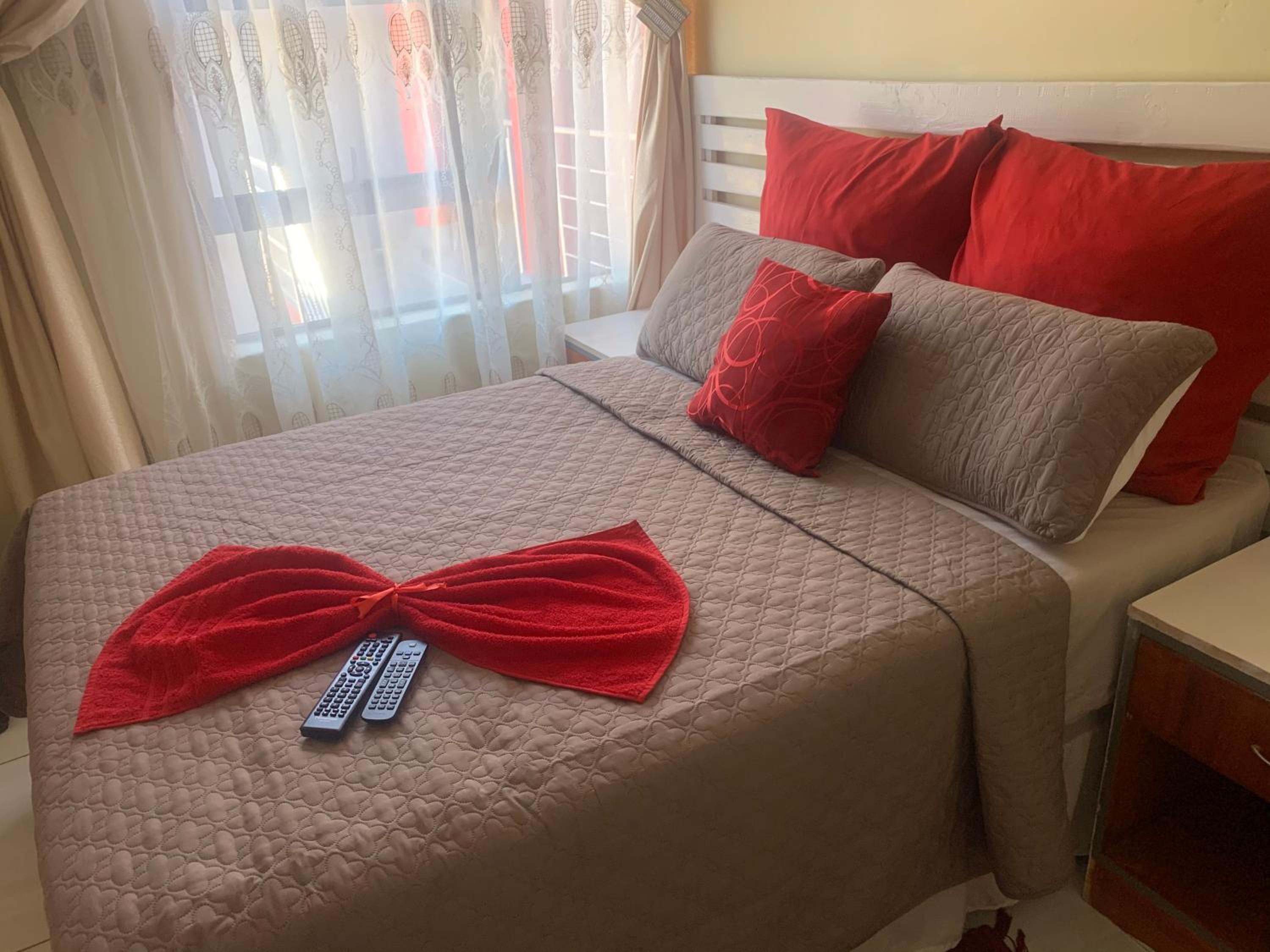 Double Room with Private Bathroom photo 2