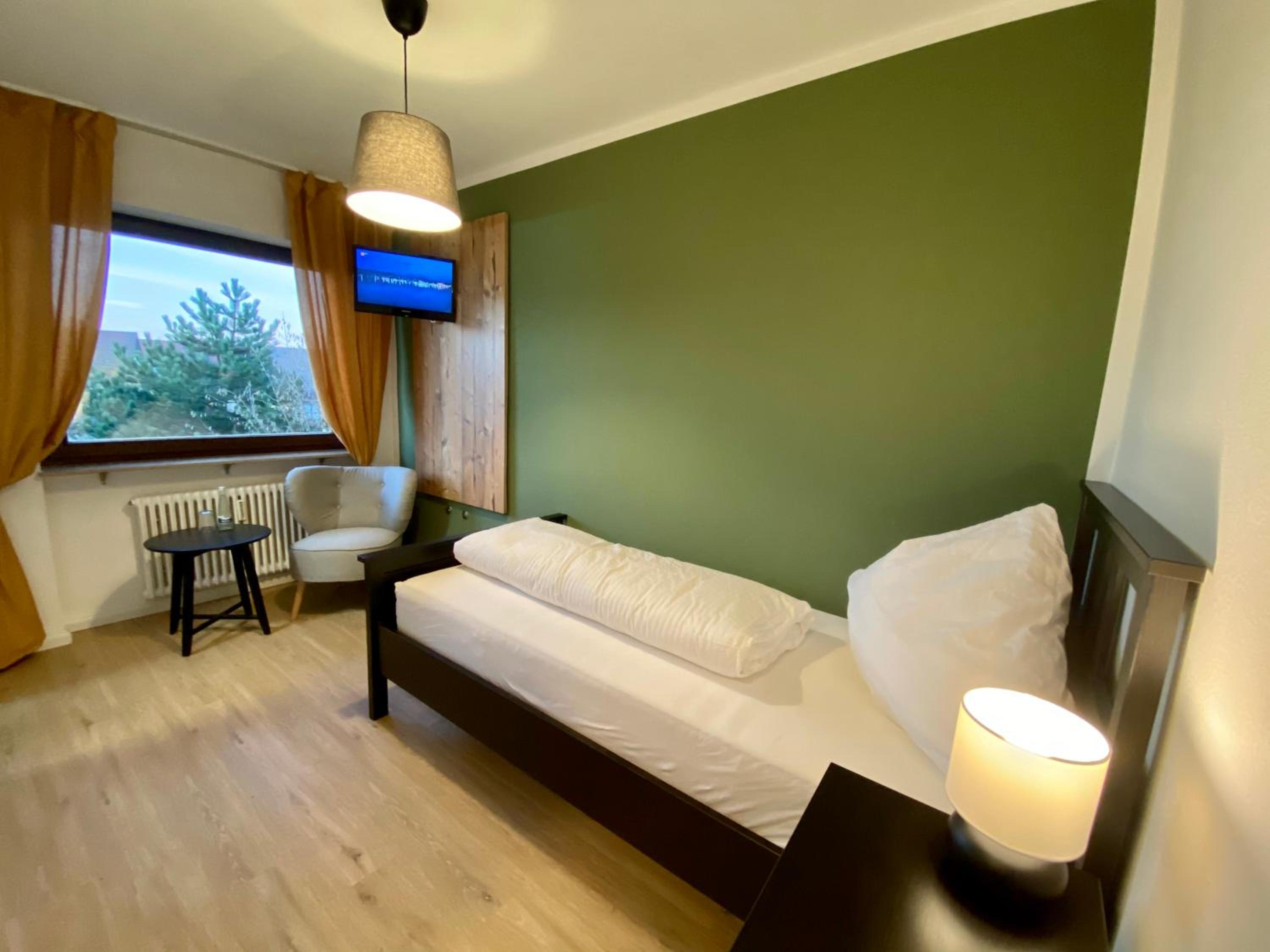 Single Room photo 3