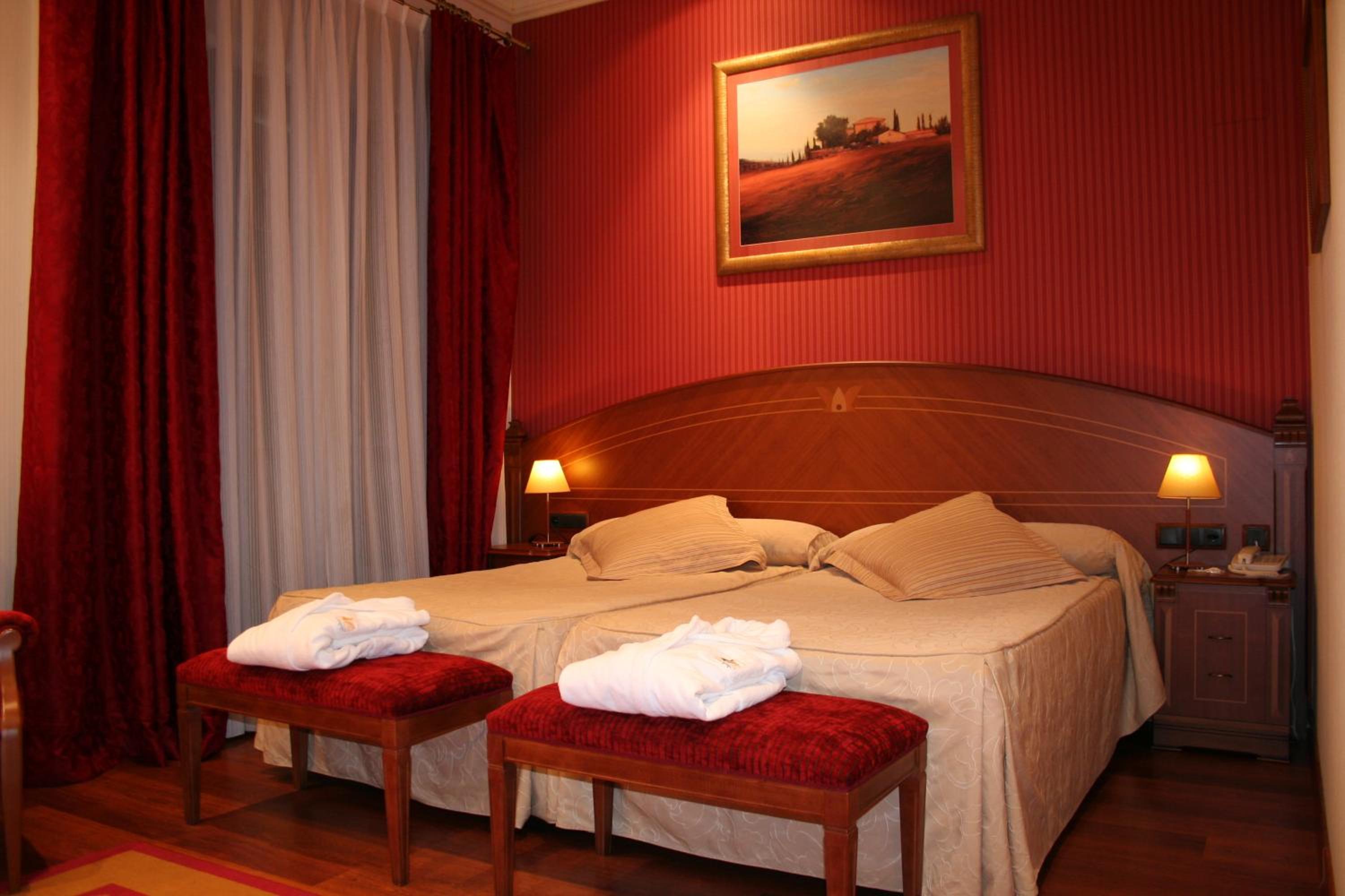 Standard Single Room