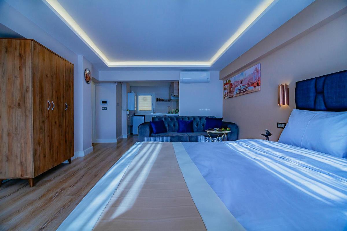 Superior King Room photo 2