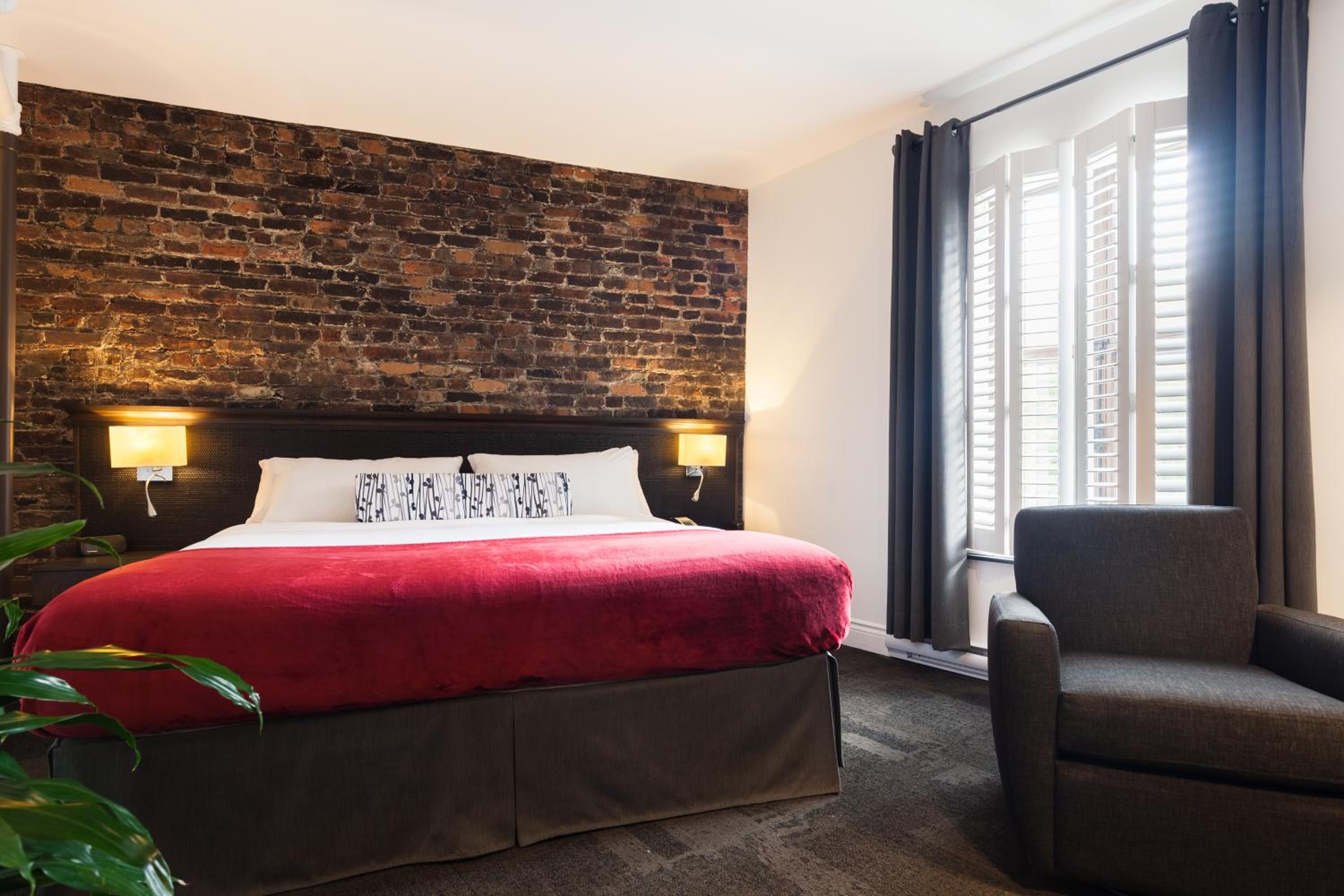 Superior King Room - Photo 1