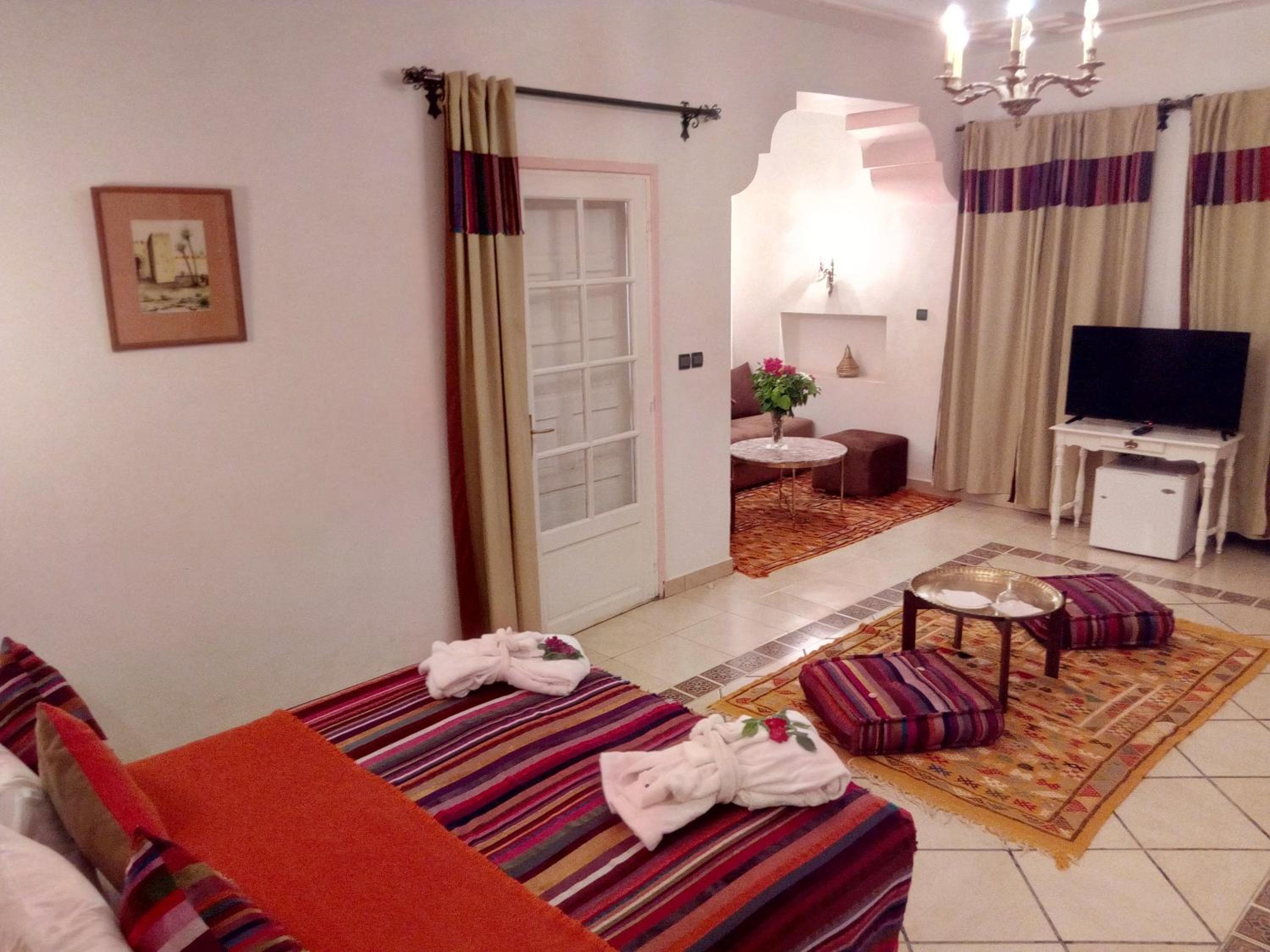 Junior Suite with Garden View photo 2
