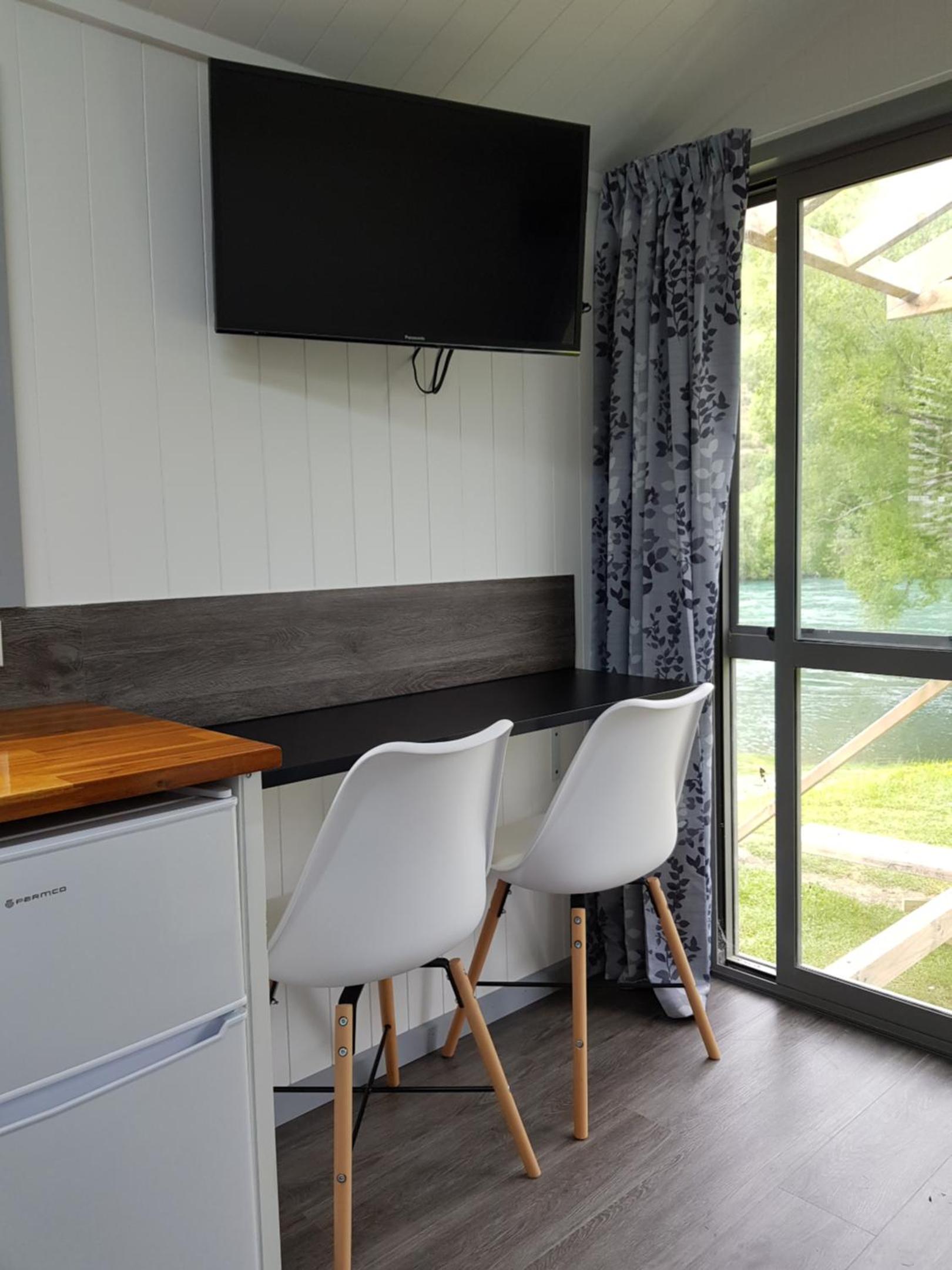 Double Room with Balcony - Photo 2