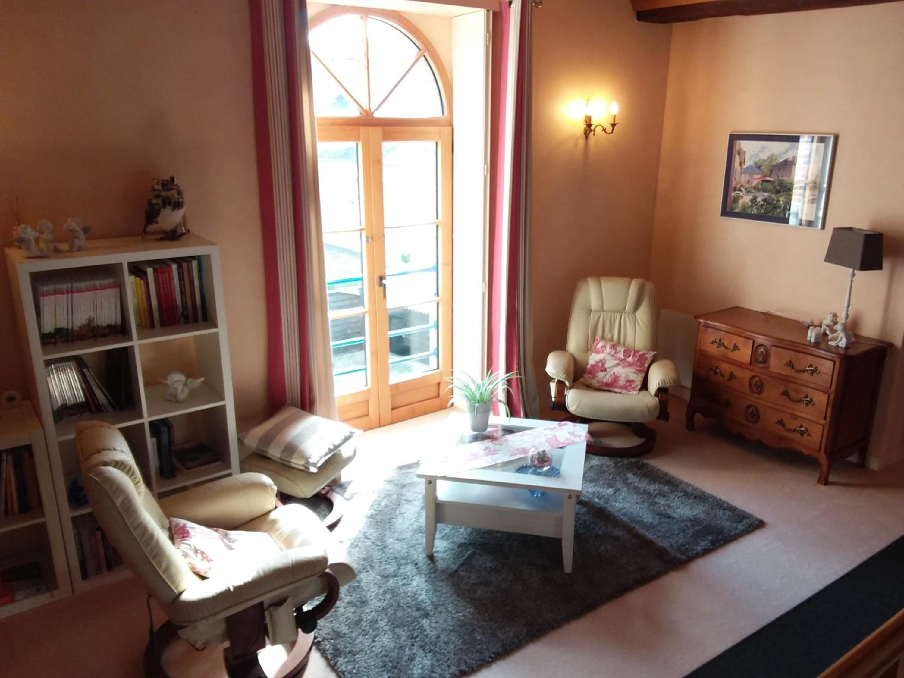 Double Room with Private Bathroom - Photo 1