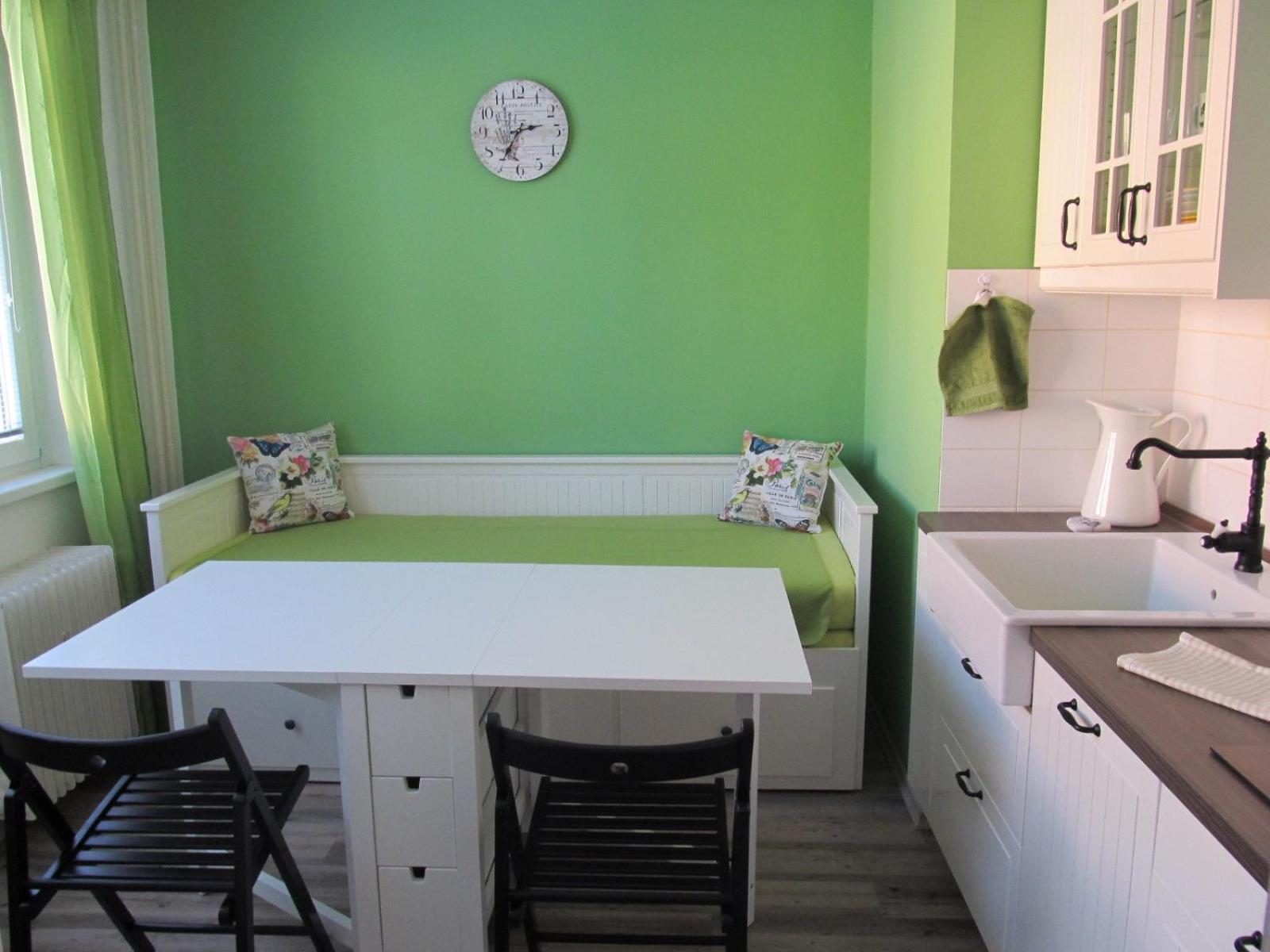 Apartment photo 3