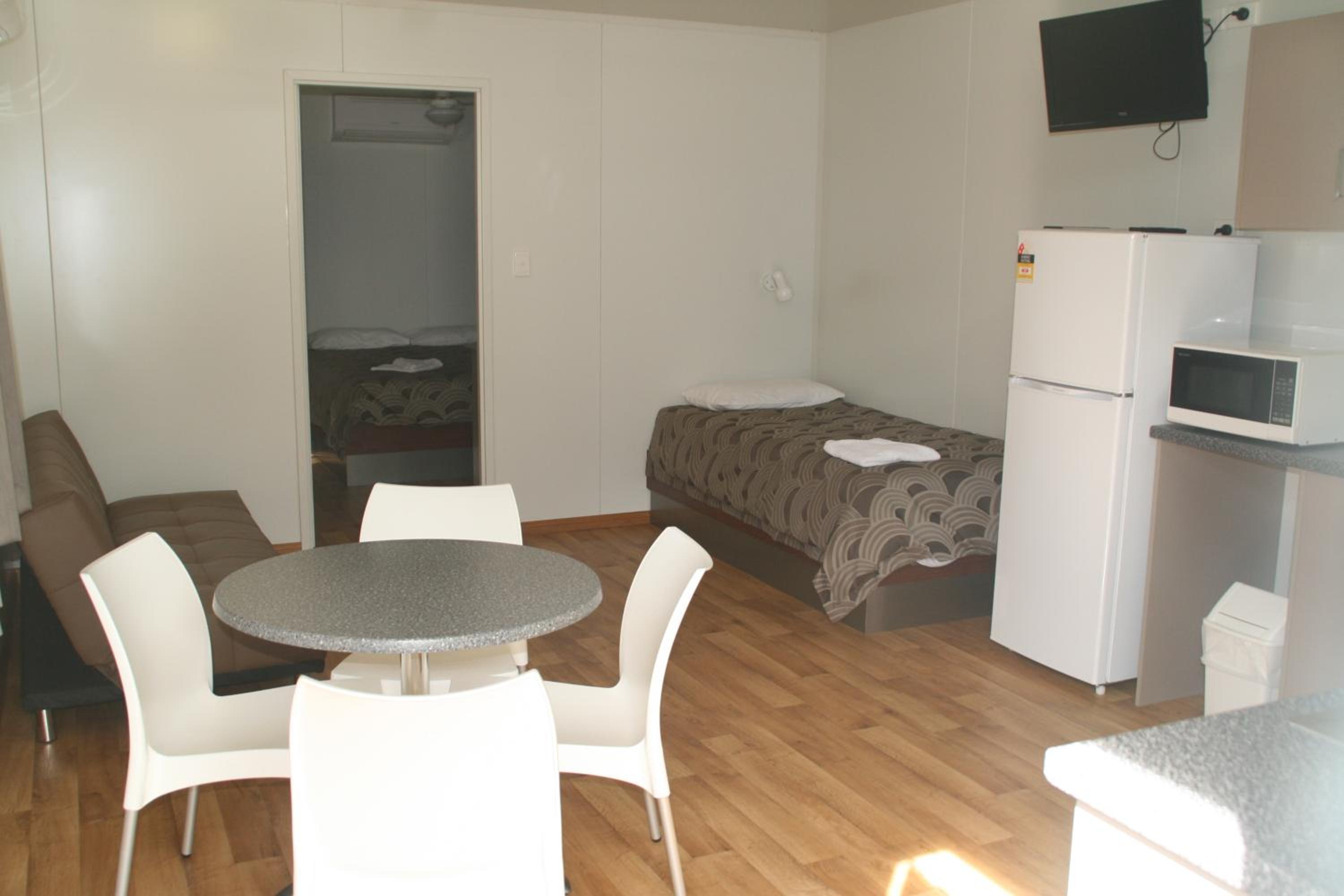 Superior One-Bedroom Cottage photo 1