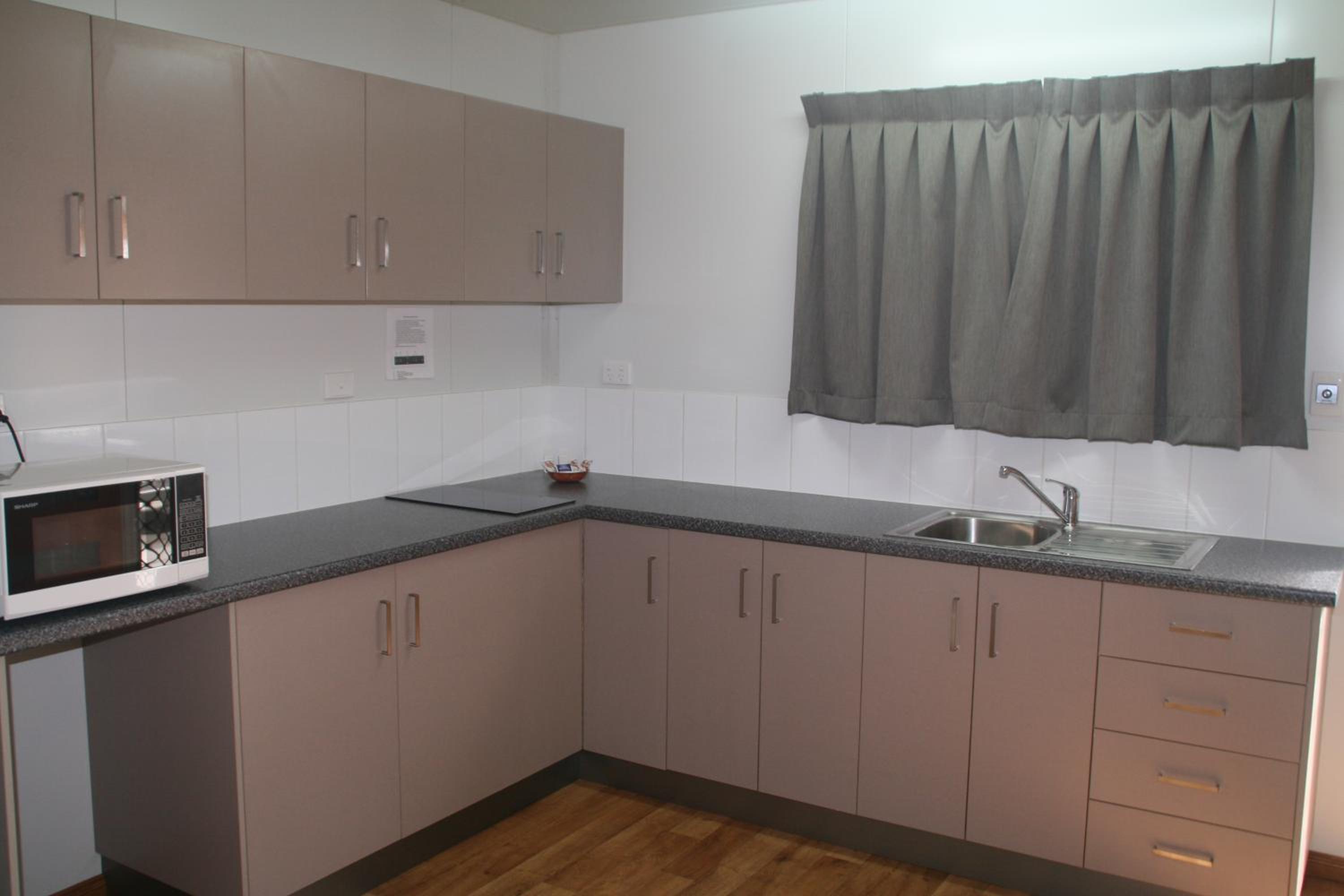 Superior One-Bedroom Cottage photo 2