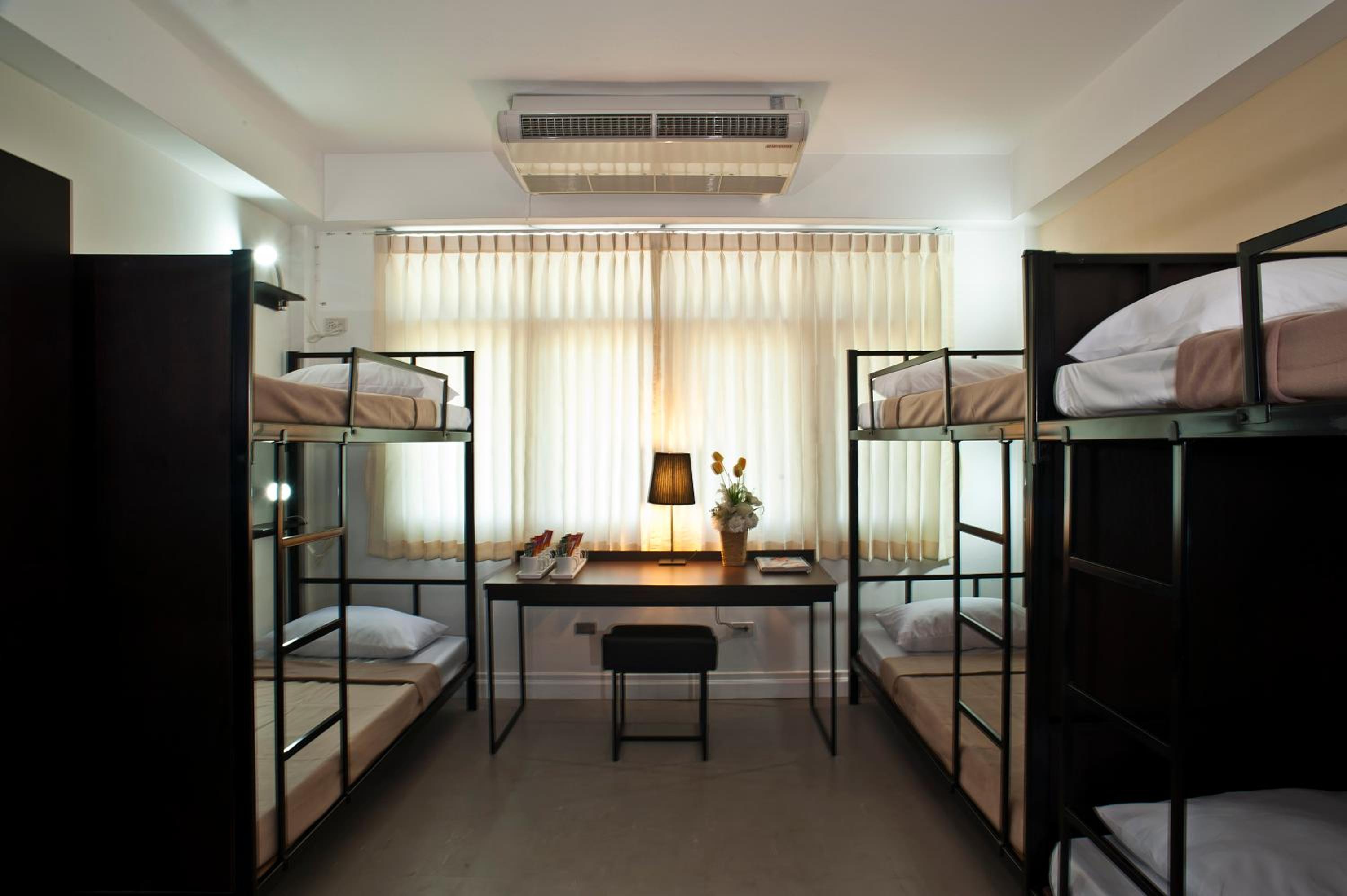 Quadruple Room with Bathroom photo 2