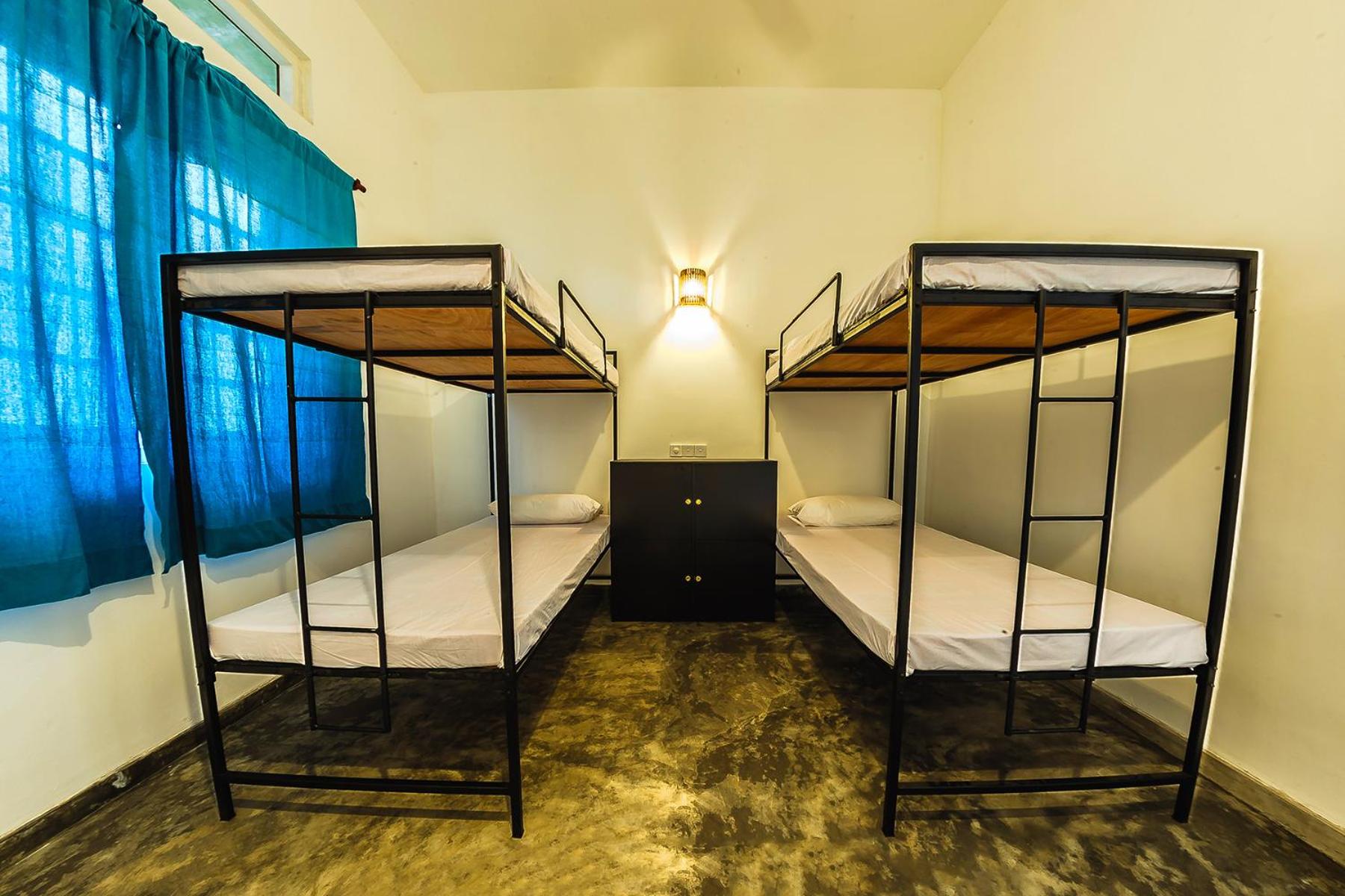 Mixed Dormitory Room photo 3