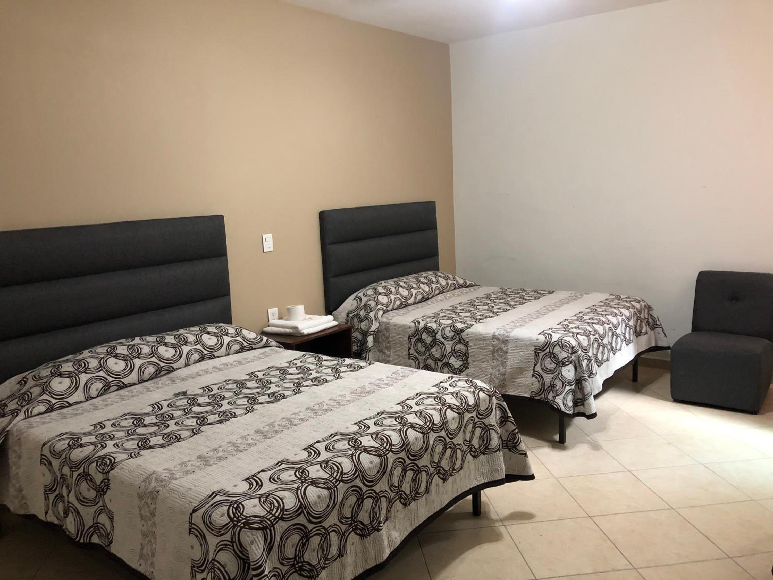 Double Room with Two Double Beds photo 1