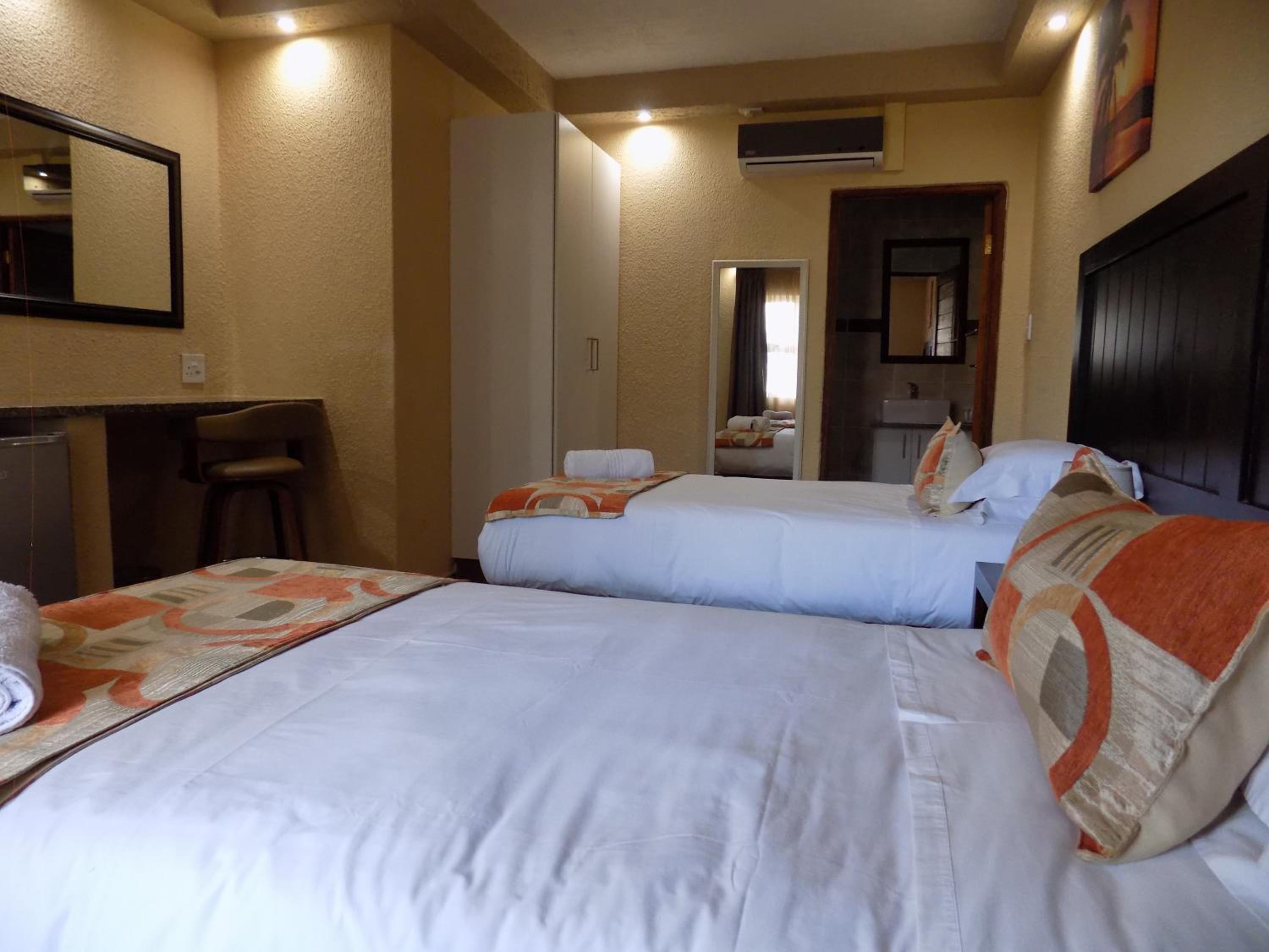  Double Room - Photo 2