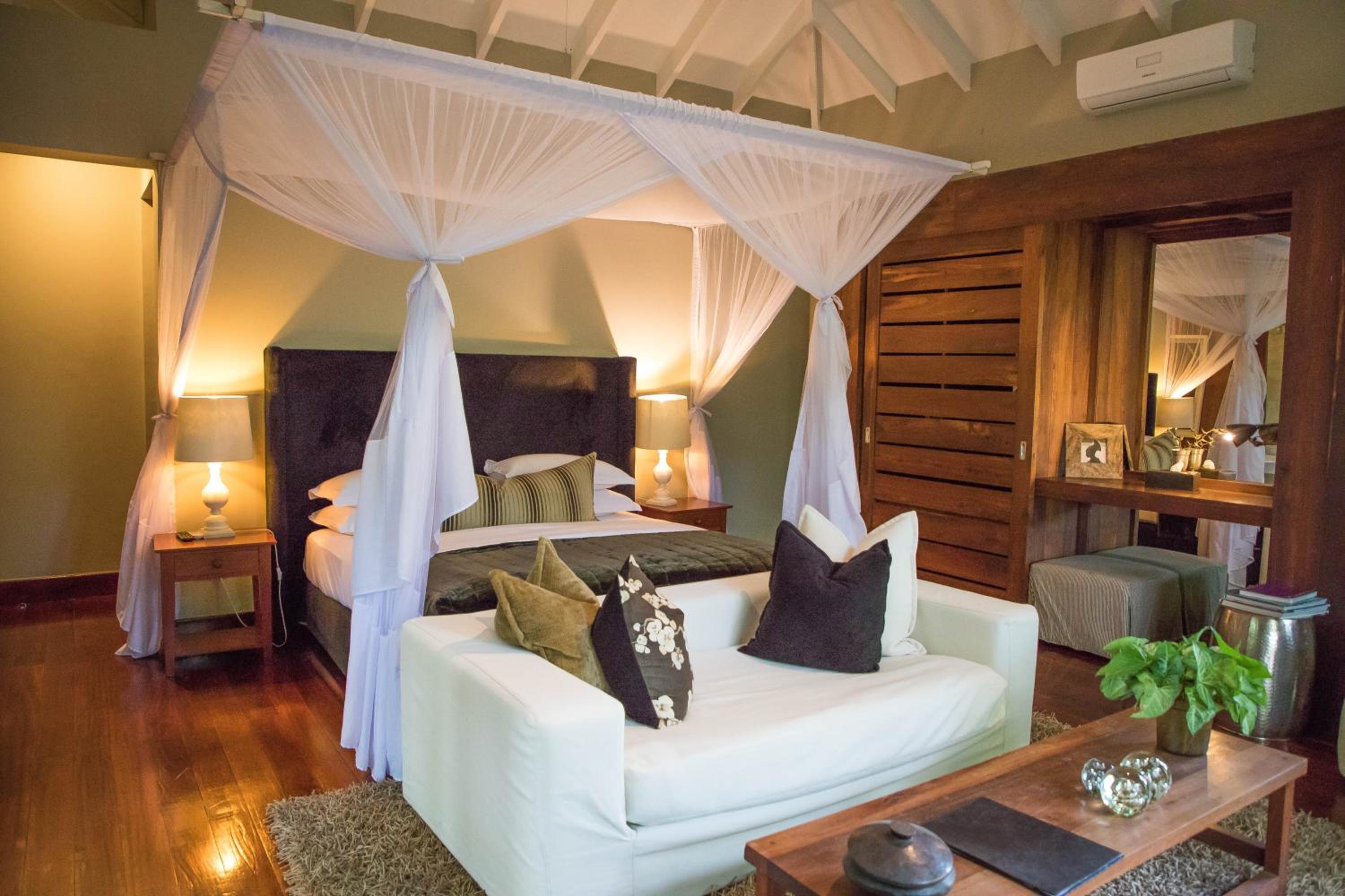 Chalet King