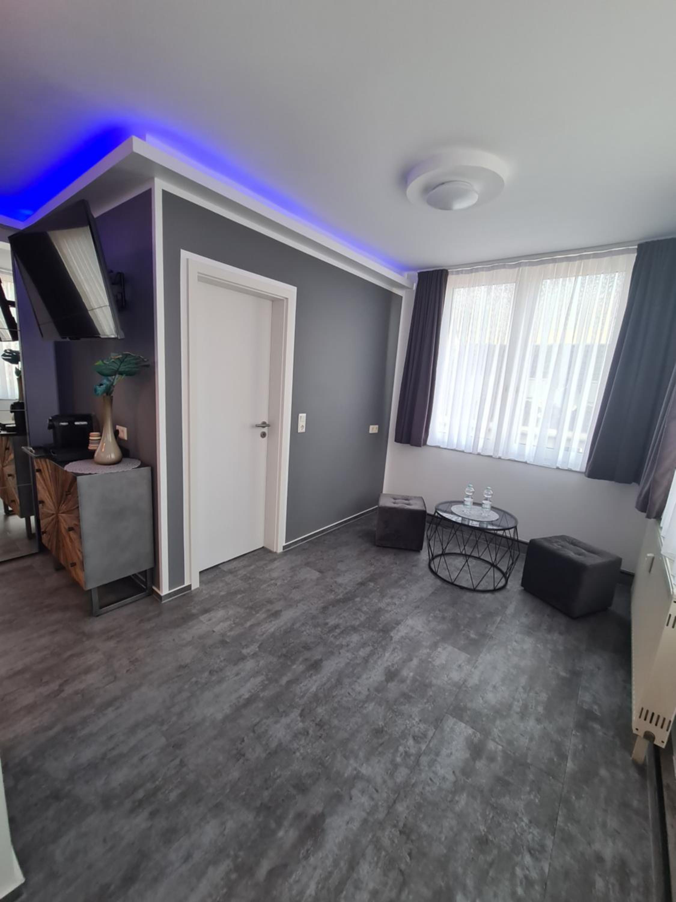 Superior Suite - Photo 3