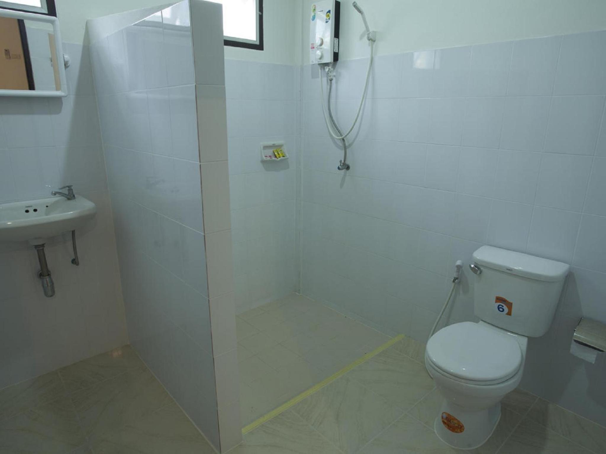 Standard Double Room - Photo 43