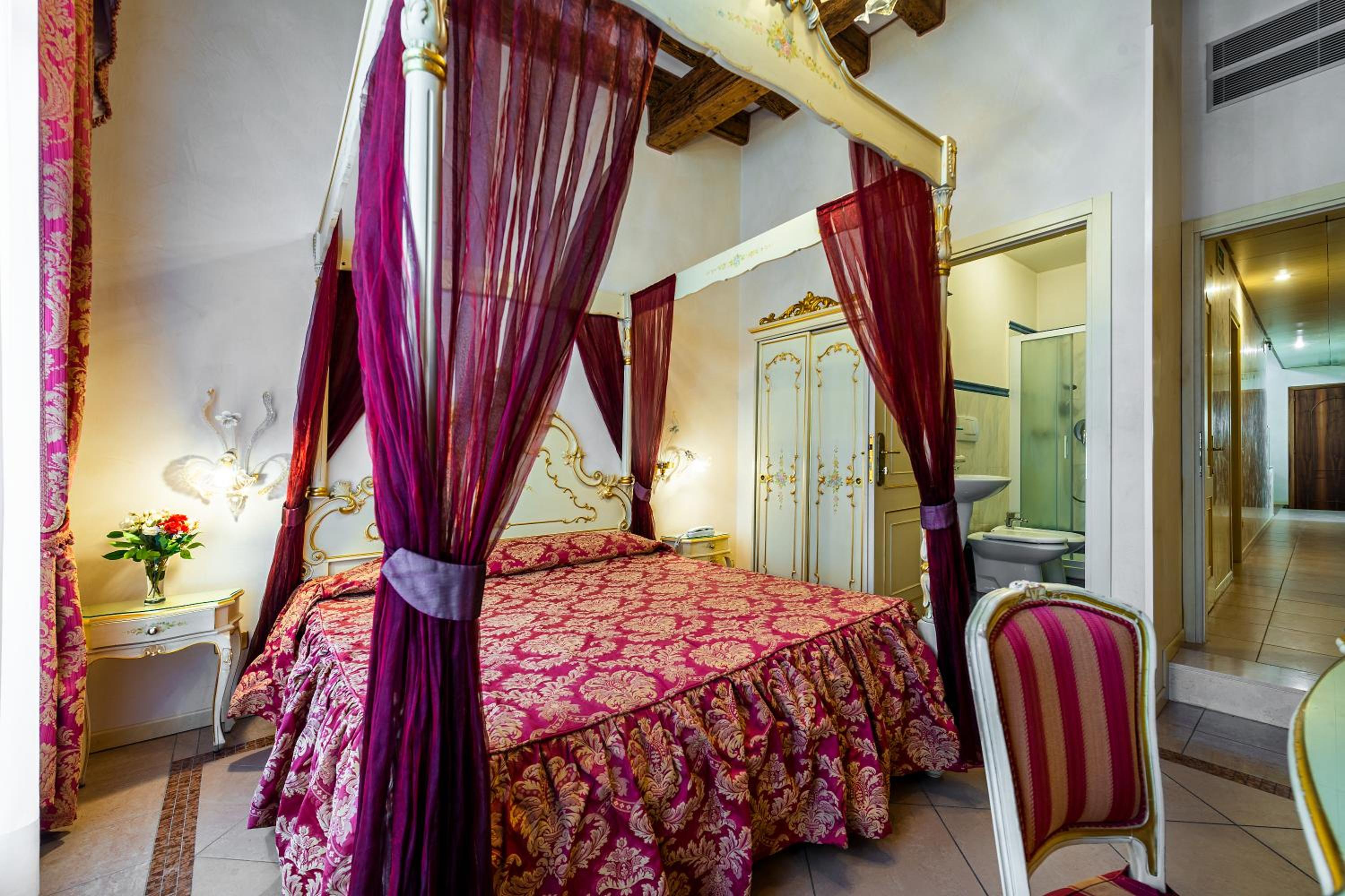 Superior Double Room photo 1