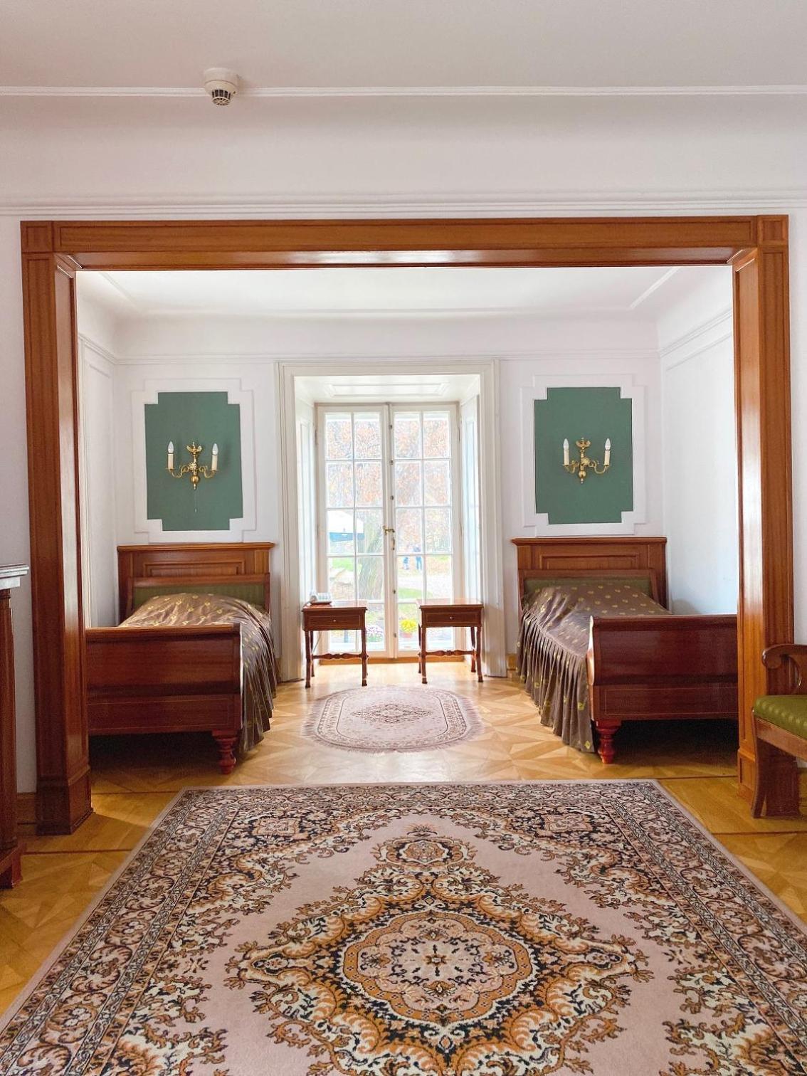Twin Room - Photo 2