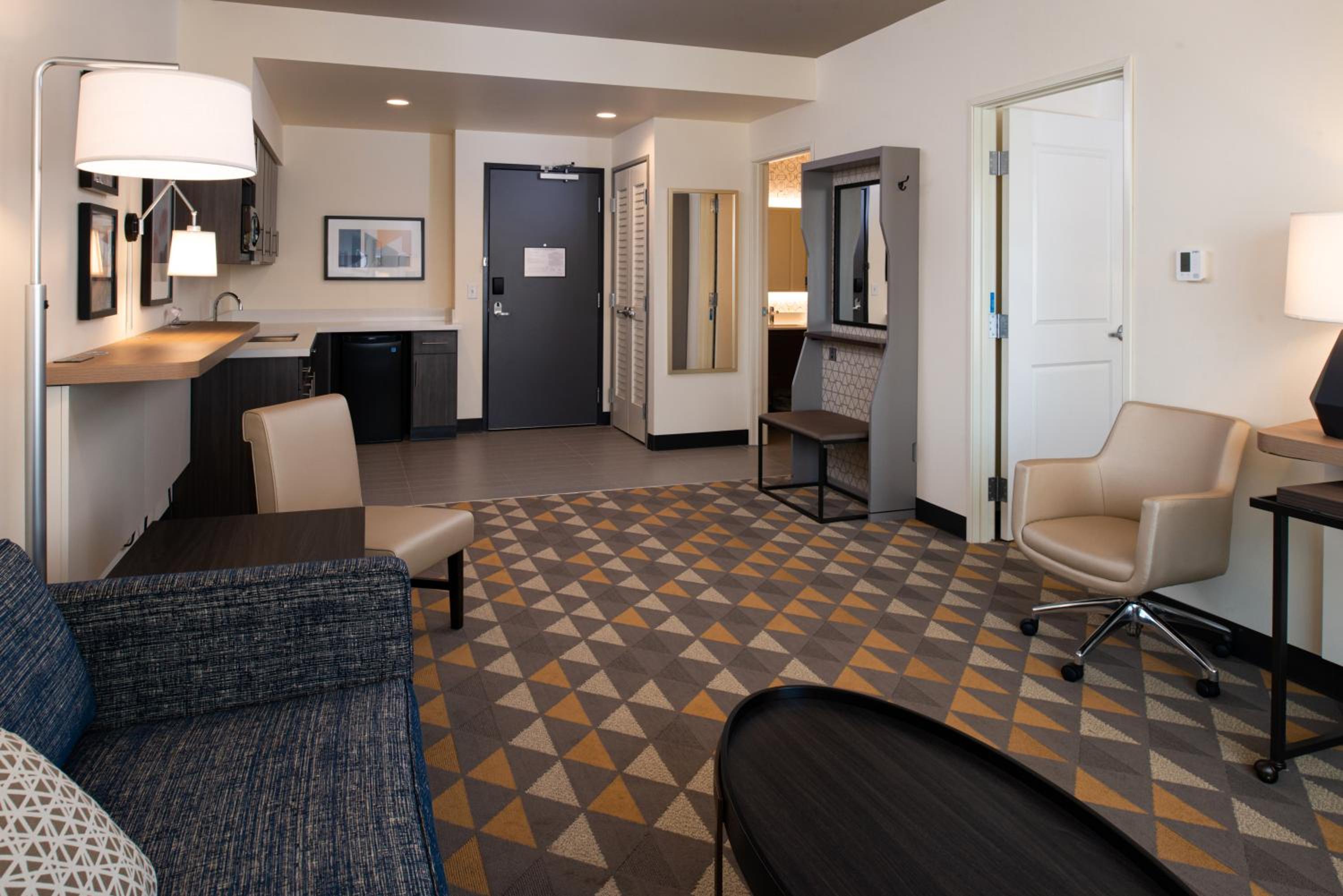 One-Bedroom King Suite - Photo 1