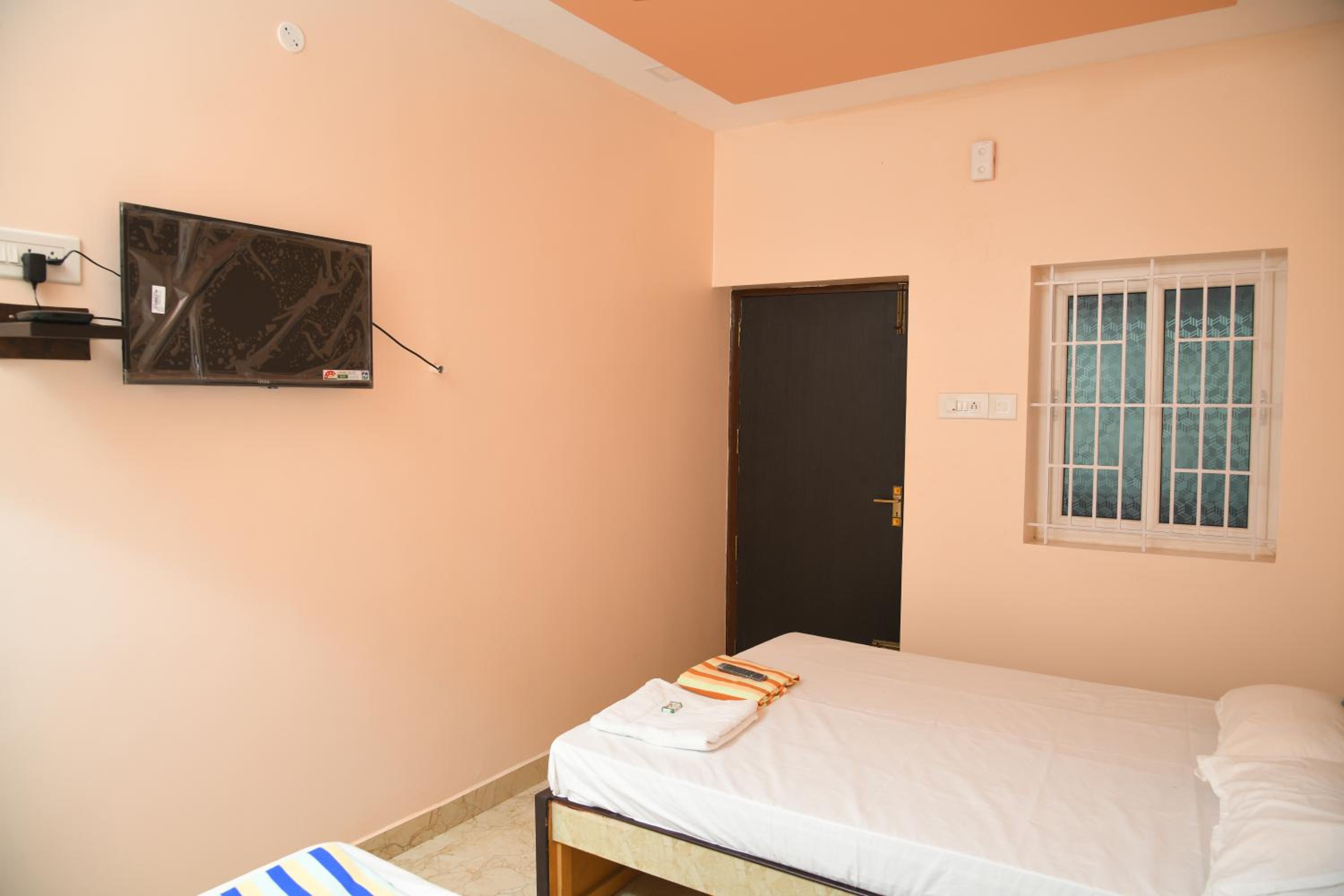 Deluxe Triple Room - Photo 5