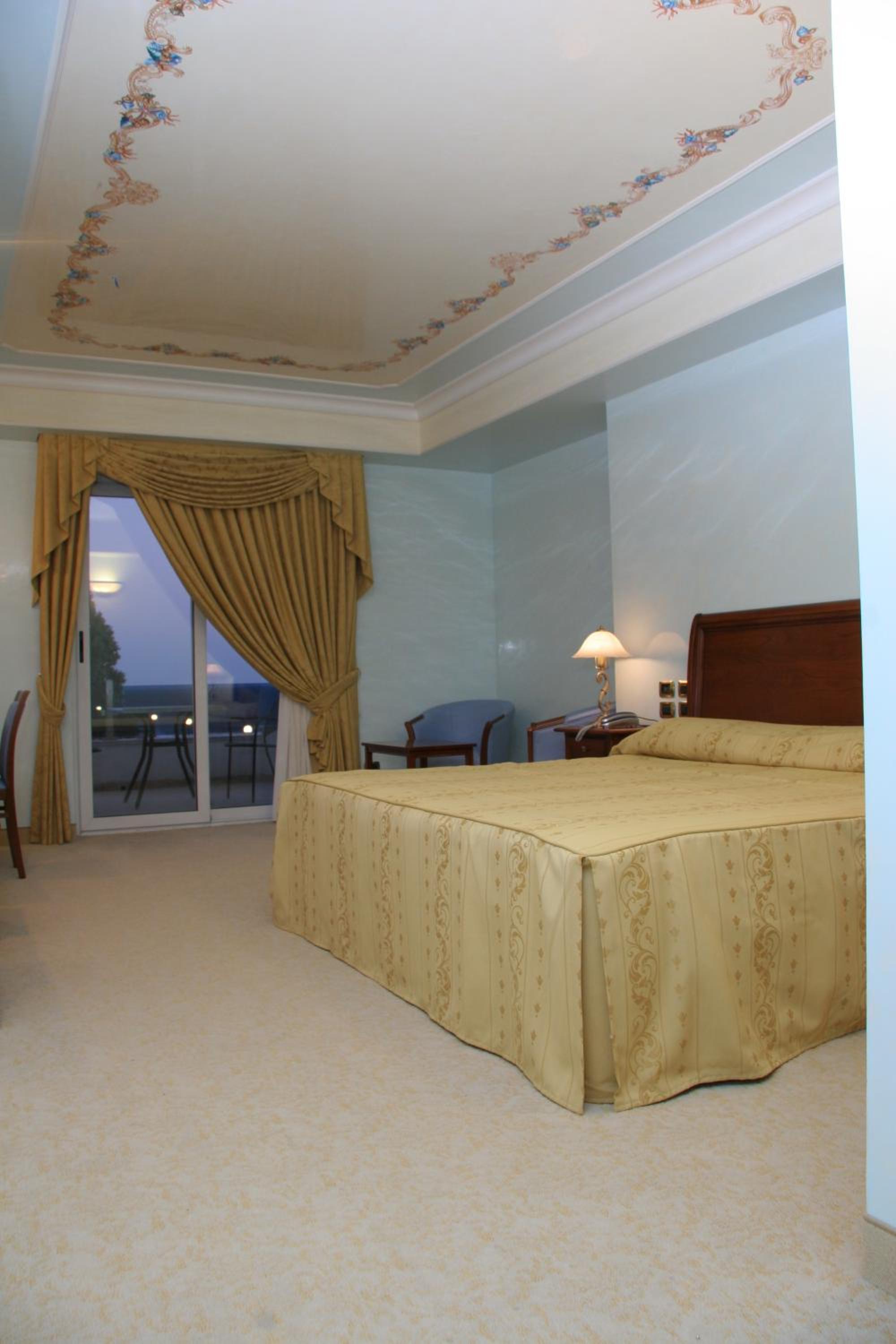 Double or Twin Room - Photo 1