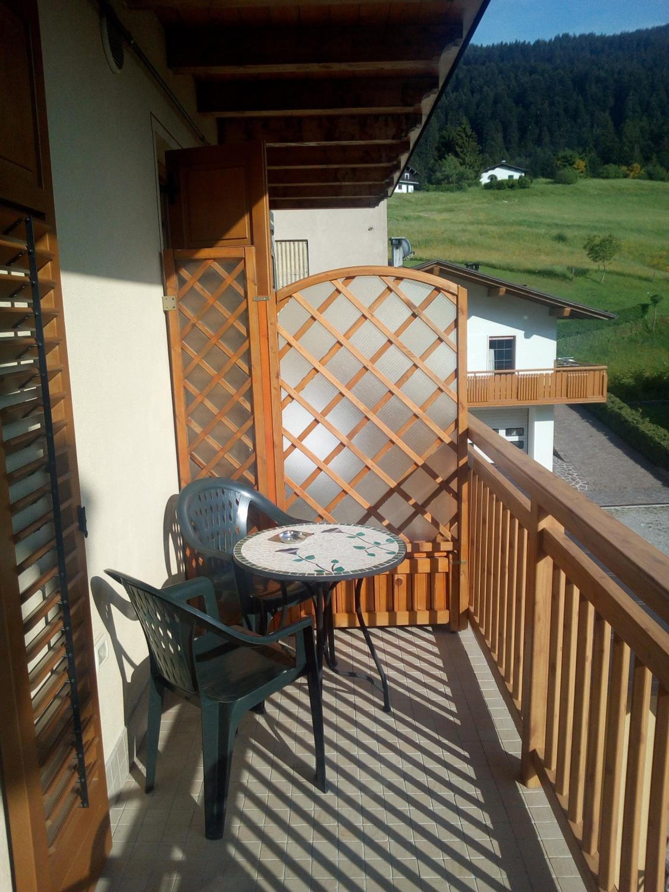 One-Bedroom Apartment with Balcony photo 2
