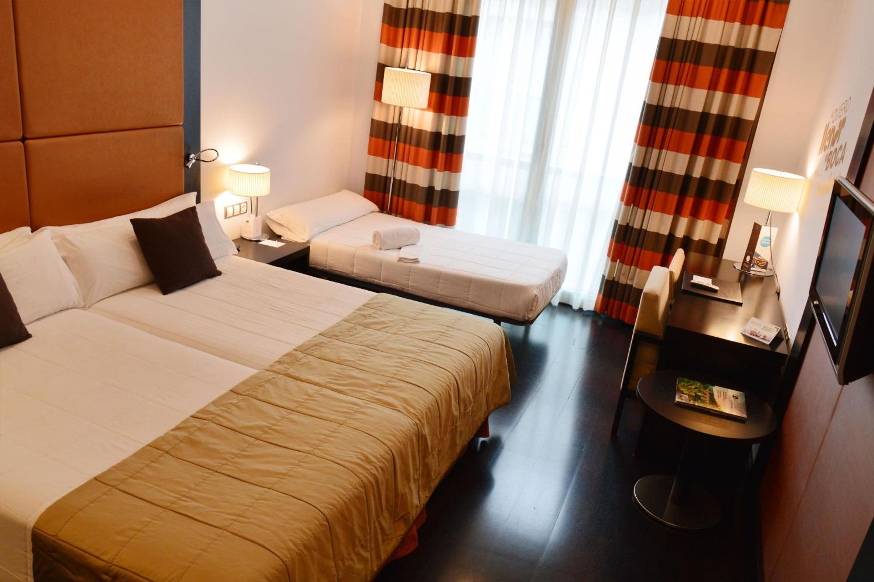 Habitación Doble o con Dos Camas con Cama Extra (3 Adultos)
