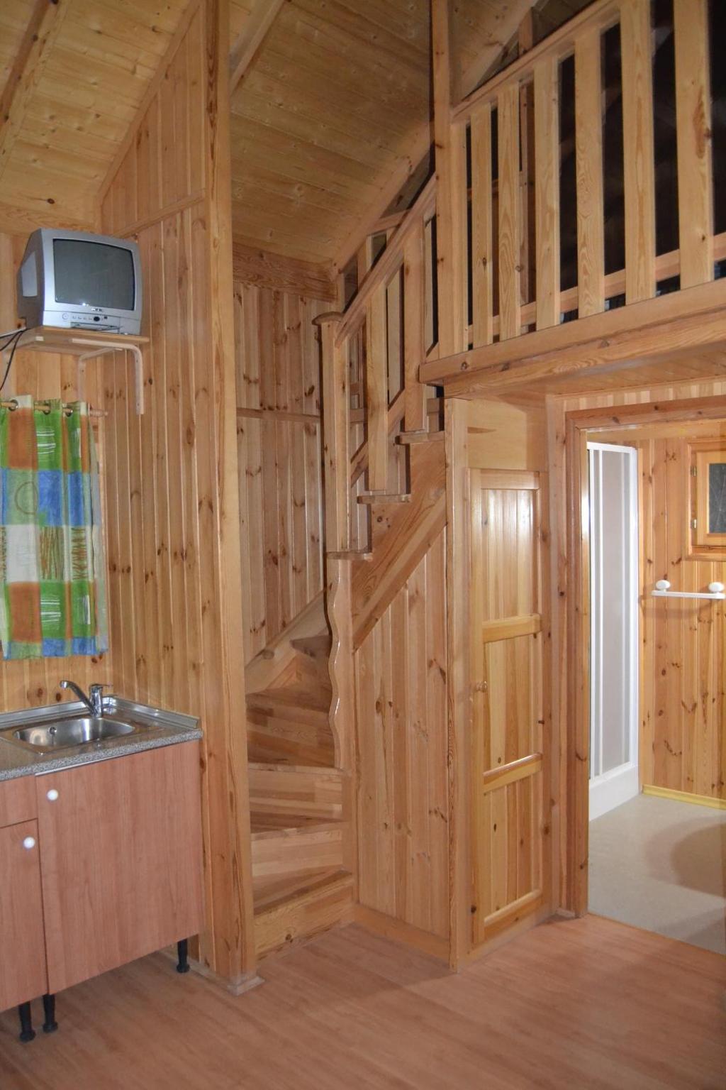 Two-Bedroom Bungalow photo 2