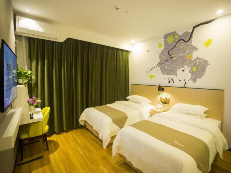Mainland Chinese Citizens - Twin Room photo 2