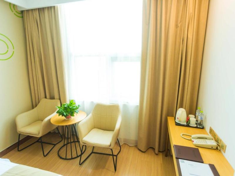 Double Room - Photo 7