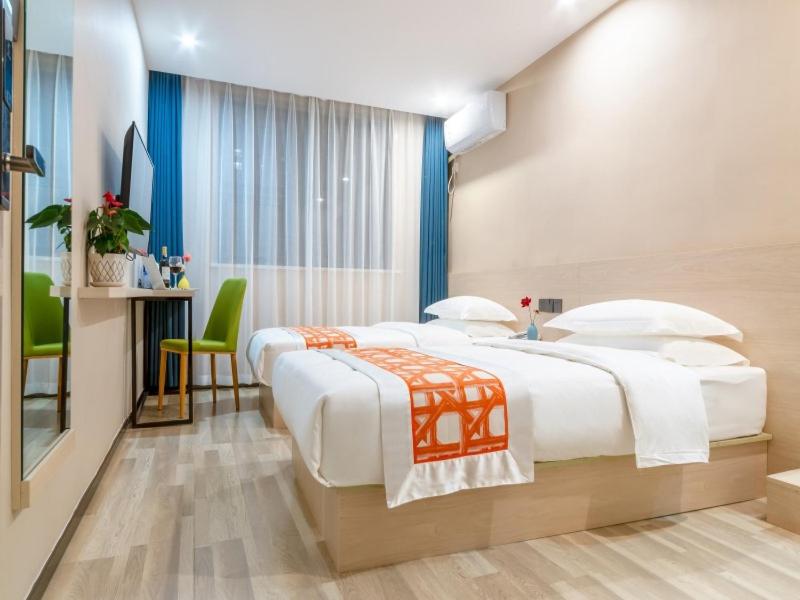 Fashion Twin Room