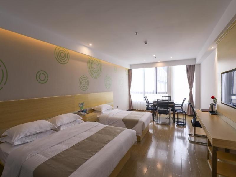 Superior Twin Room - Photo 4