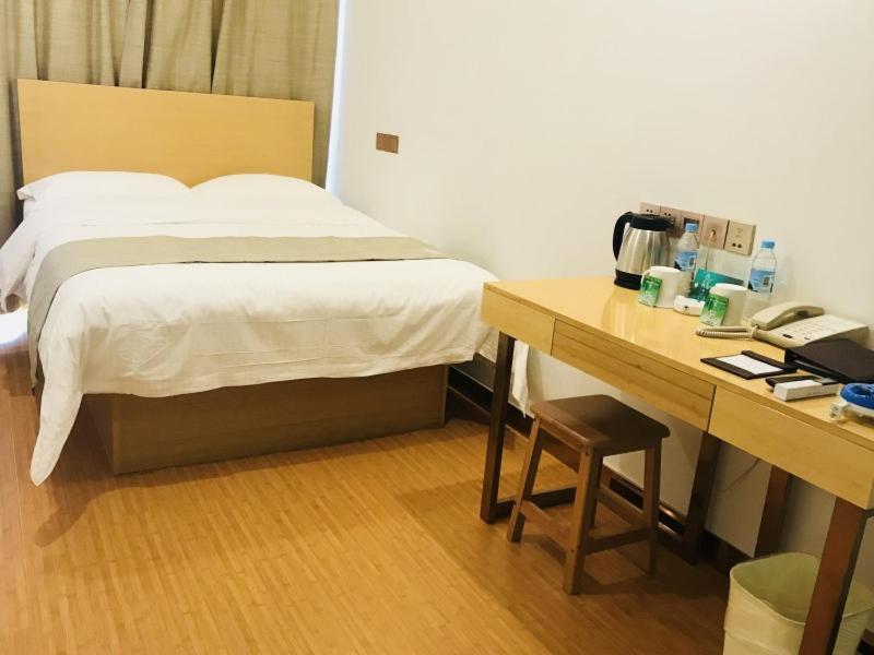 Single Room - Photo 1