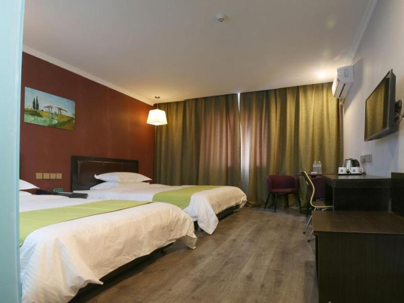 Twin Room - Photo 5