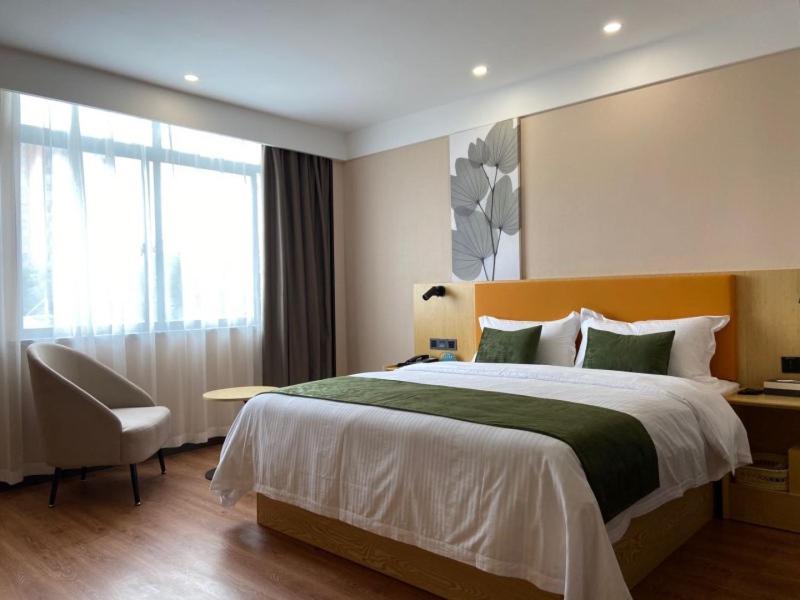 Double Room - Photo 11