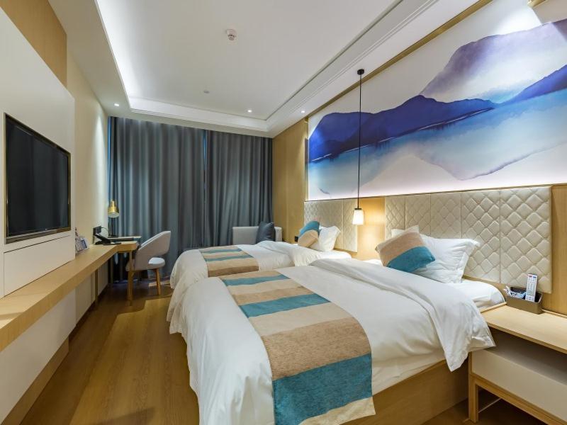 Scenic Twin Room