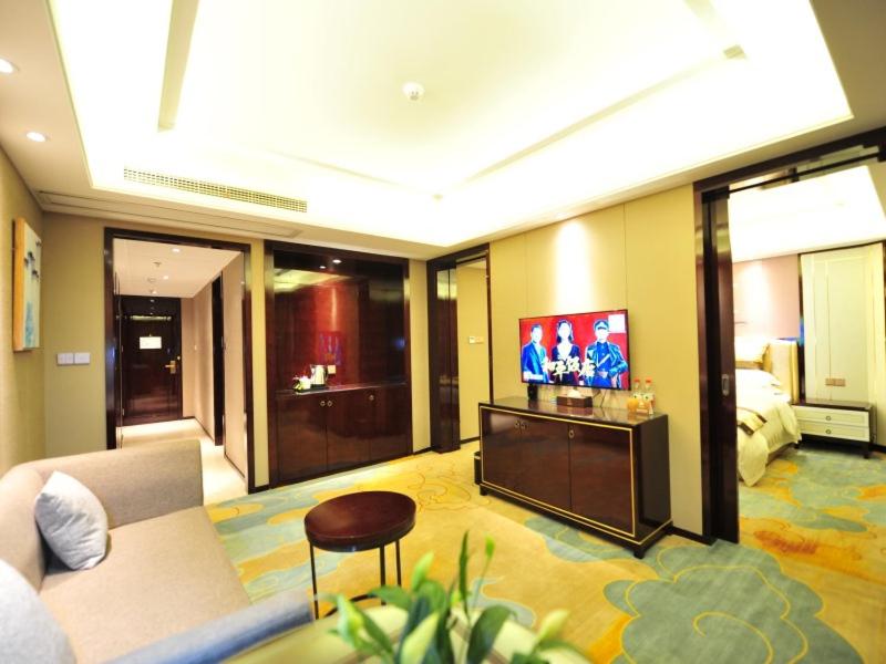 Deluxe Suite photo 1