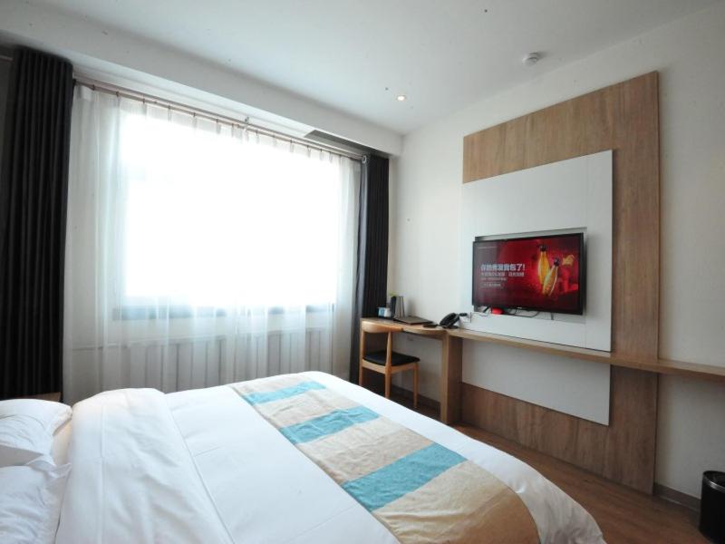 Deluxe Double Room photo 2