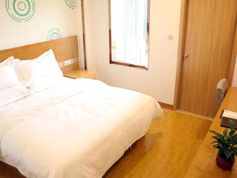 Mainland Chinese Citizens - Double Room photo 2
