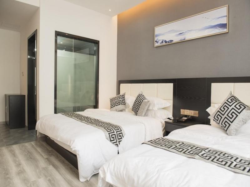 Superior Twin Room - Photo 8