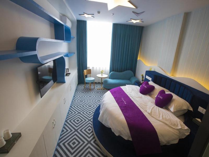 Deluxe Queen Room photo 3