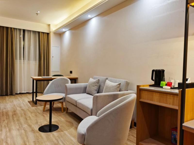 Superior Suite