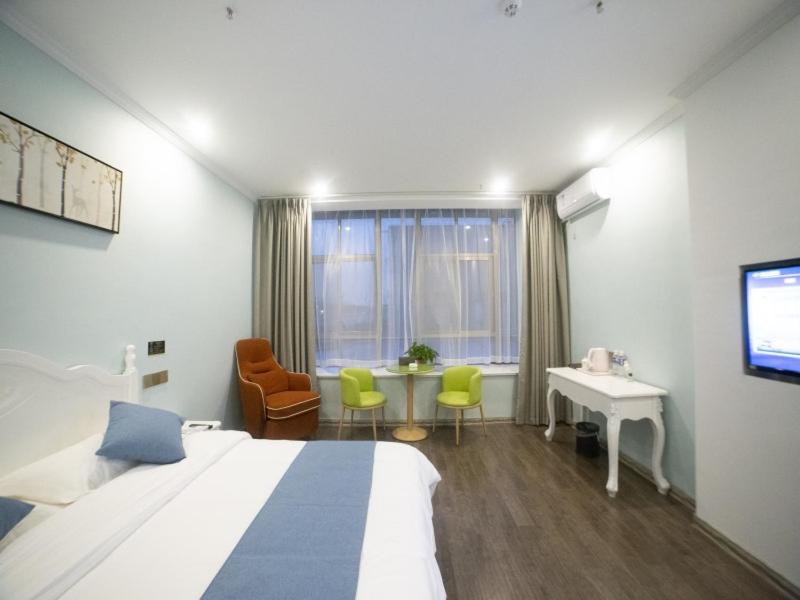 Superior Queen Room