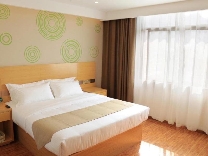 Double Room - Photo 7