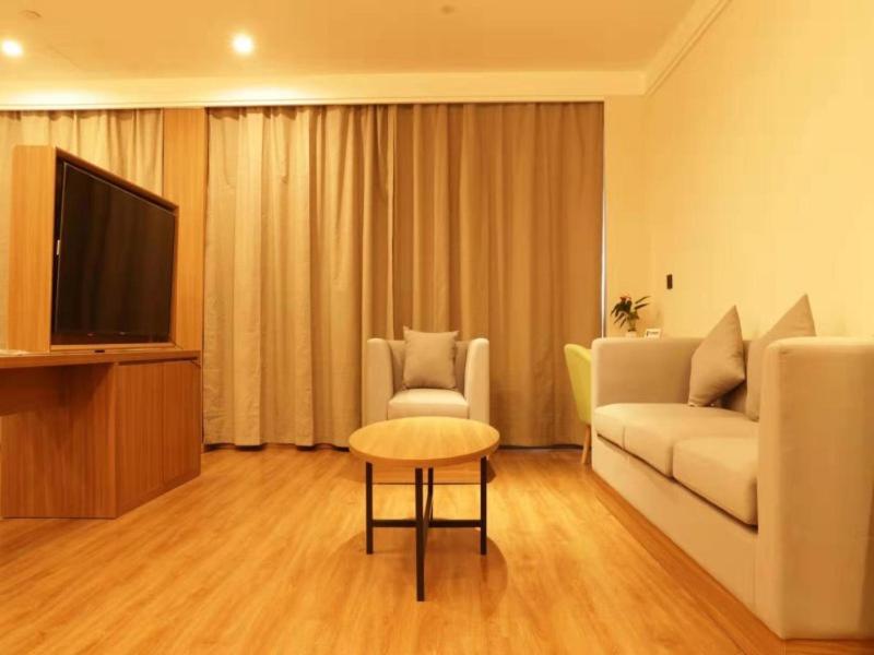 Executive Suite photo 2