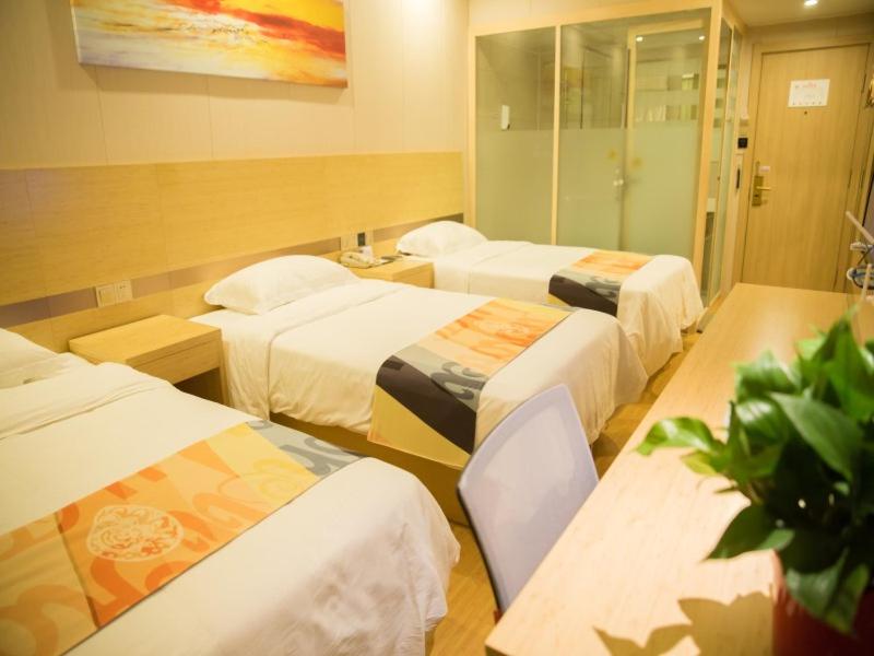 Triple Room - Photo 2