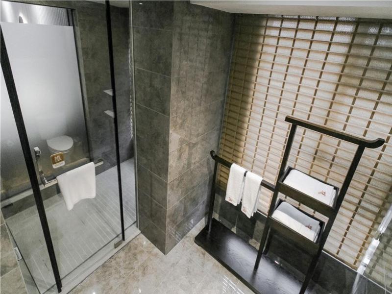 Double Room - Photo 7